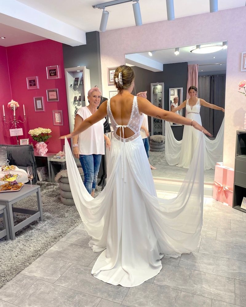 Emotionale Brautkleid-Anprobe im Liebreiz Wedding Store