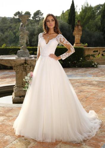 00077-Liebreiz-Brautkleid-Ladybird-Lovely-LL92204-B (1)