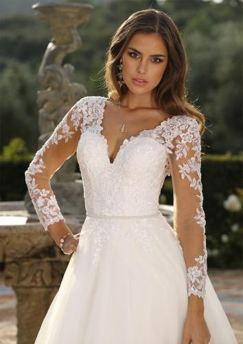 00079-Liebreiz-Brautkleid-Ladybird-Lovely-LL92204-D (1)