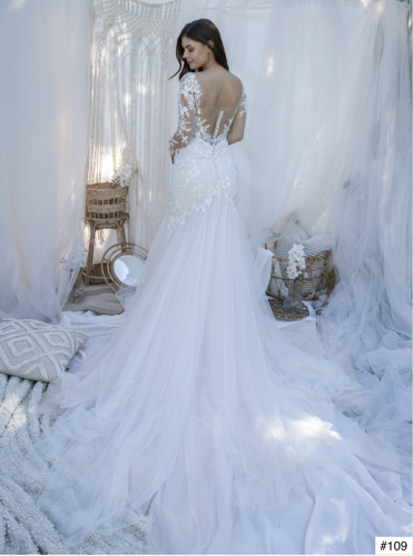 109 Liebreiz Petite 4004 back (1)