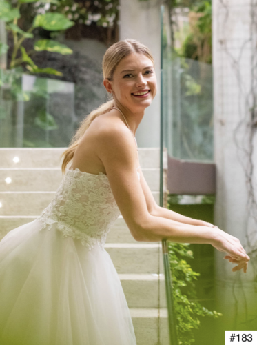 183 Liebreiz Finch 19F3F2904 detail1 (1)