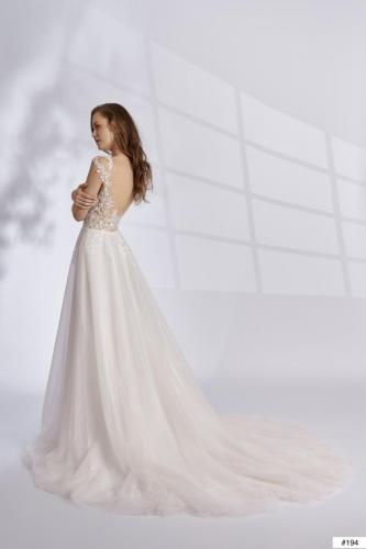 194 Liebreiz LB 2406 back (1)