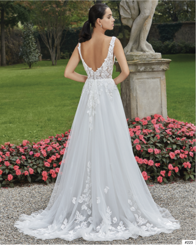 Brautkleid in Rückansicht