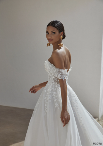 3070 Liebreiz ADO 11356 Camilla back (1)