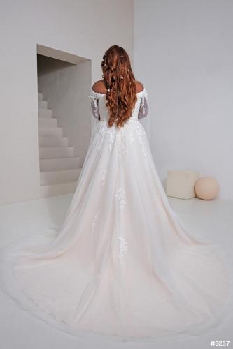 3237 Liebreiz Bridalstar KENTWOOD back1 (1)