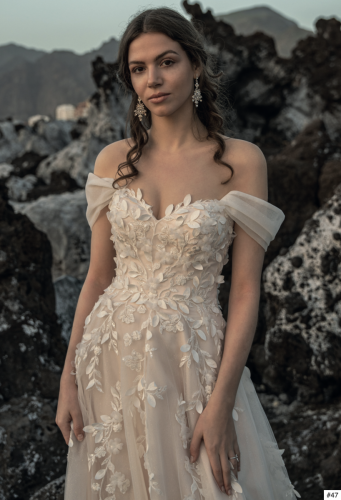 Brautkleid in Detailansicht