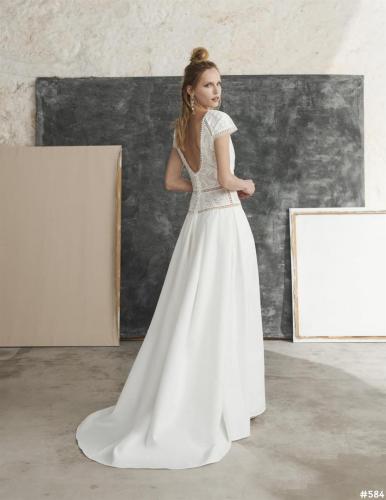 Brautkleid in Rückansicht
