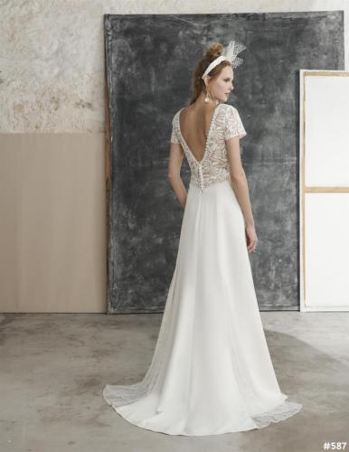 Brautkleid in Rückansicht