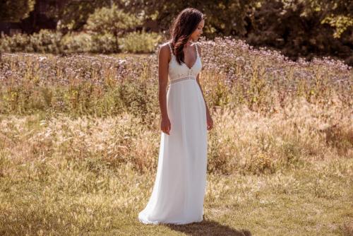 Liebreiz-Standesamtkleid-KelseyRose-KR21-WEB-HEATHER-50380B-FRONT (1)