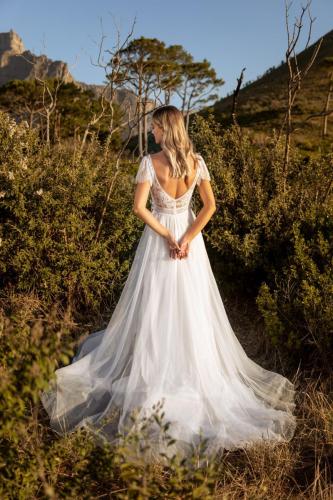 Liebreiz-Standesamtkleid-KelseyRose-SAHARA-50417-BACK (1)